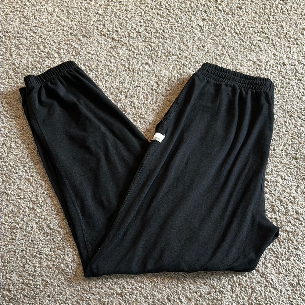 Vuori Women’s Joggers - Small